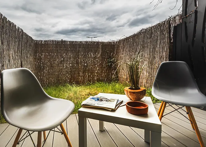 Parking & Balkon Daire