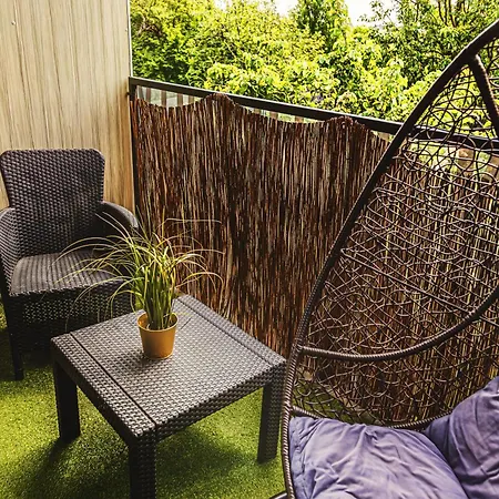 Parking & Balkon Апартаменты Вроцлав